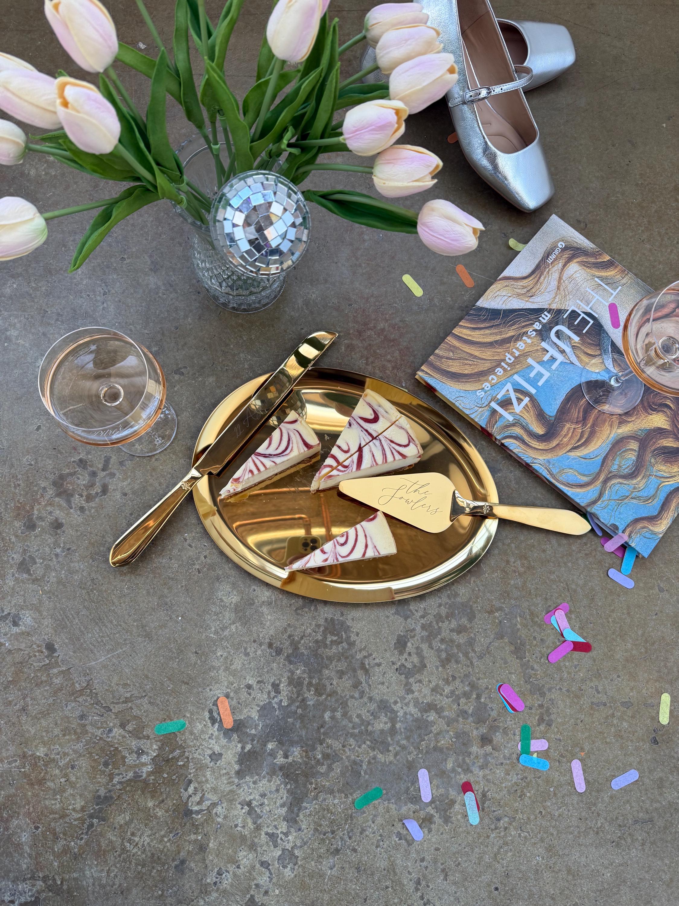 Personalized Wedding Cake Cutting Set – Engraved Gold Knife & Server Gift