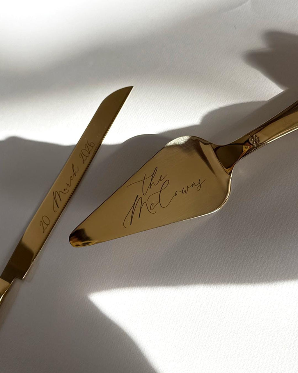 Personalized Wedding Cake Cutting Set – Engraved Gold Knife & Server Gift