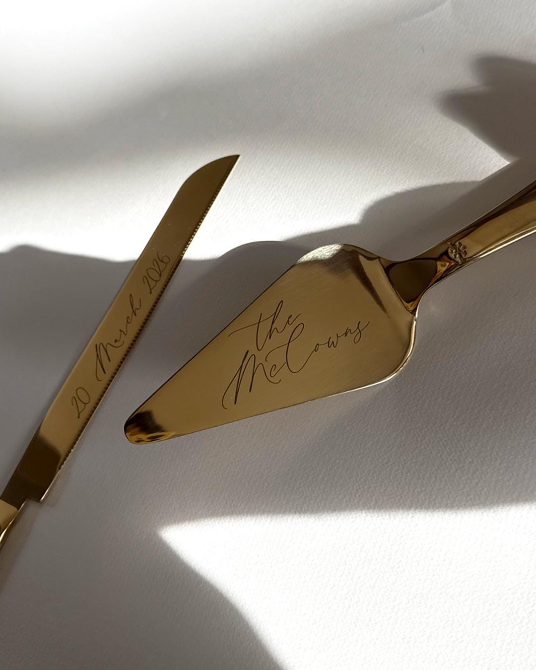 Personalized Wedding Cake Cutting Set – Engraved Gold Knife & Server Gift