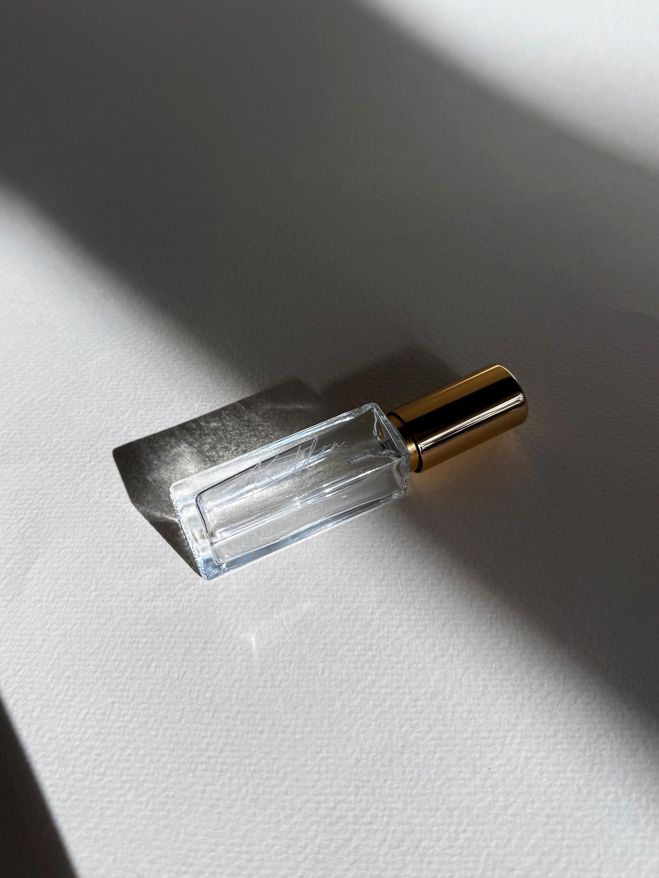 Personalized Mini Perfume Bottle – Engraved Bridesmaid Gift, Custom Wedding Keepsake