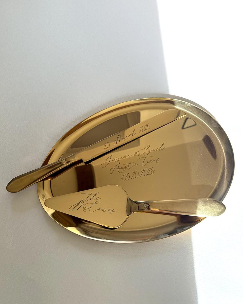 Personalized Wedding Cake Cutting Set – Engraved Gold Knife & Server Gift