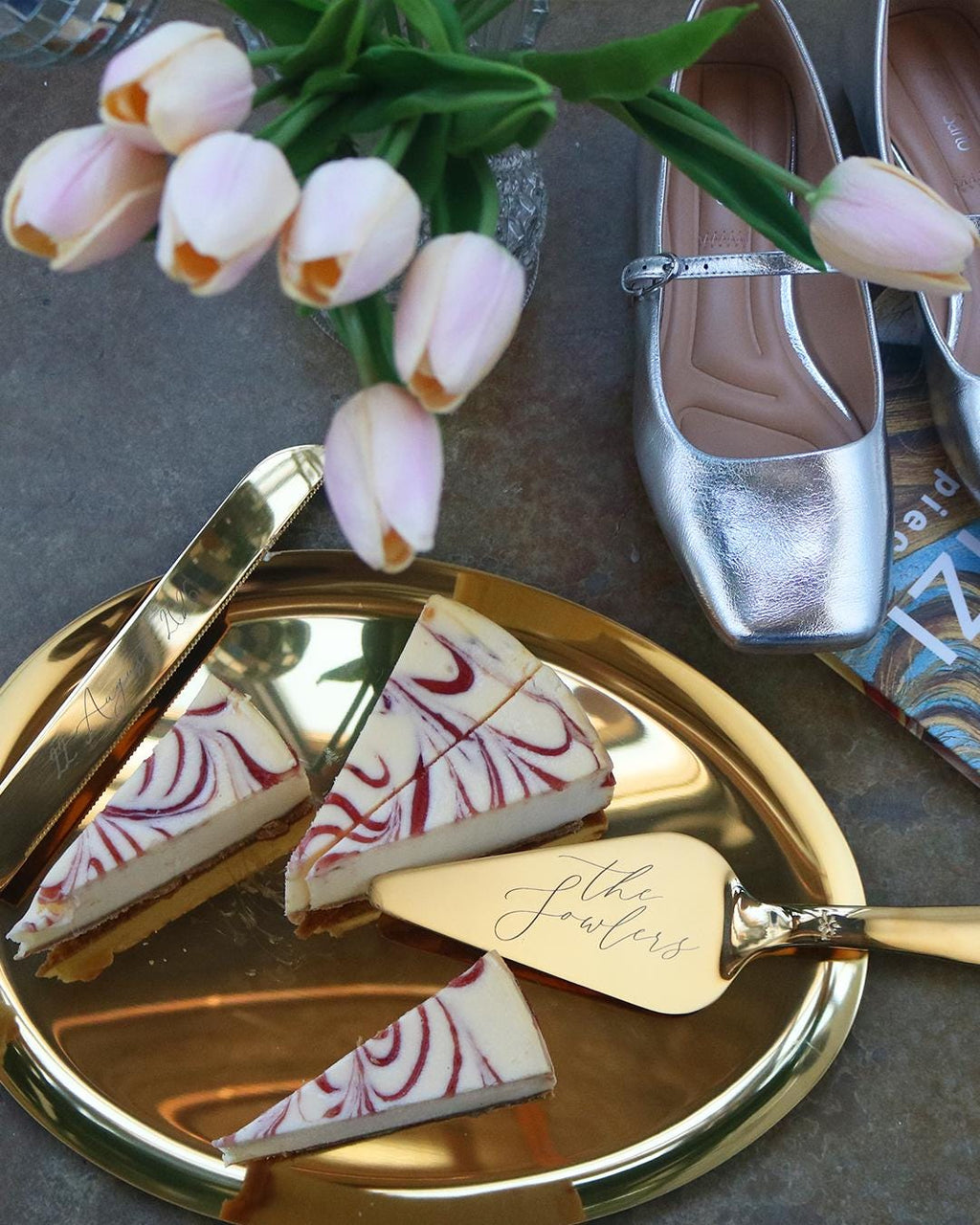 Personalized Wedding Cake Cutting Set – Engraved Gold Knife & Server Gift